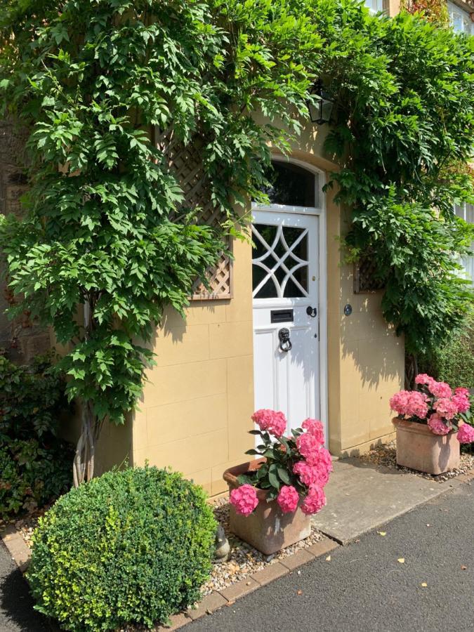 Bed & Breakfast Dalton House